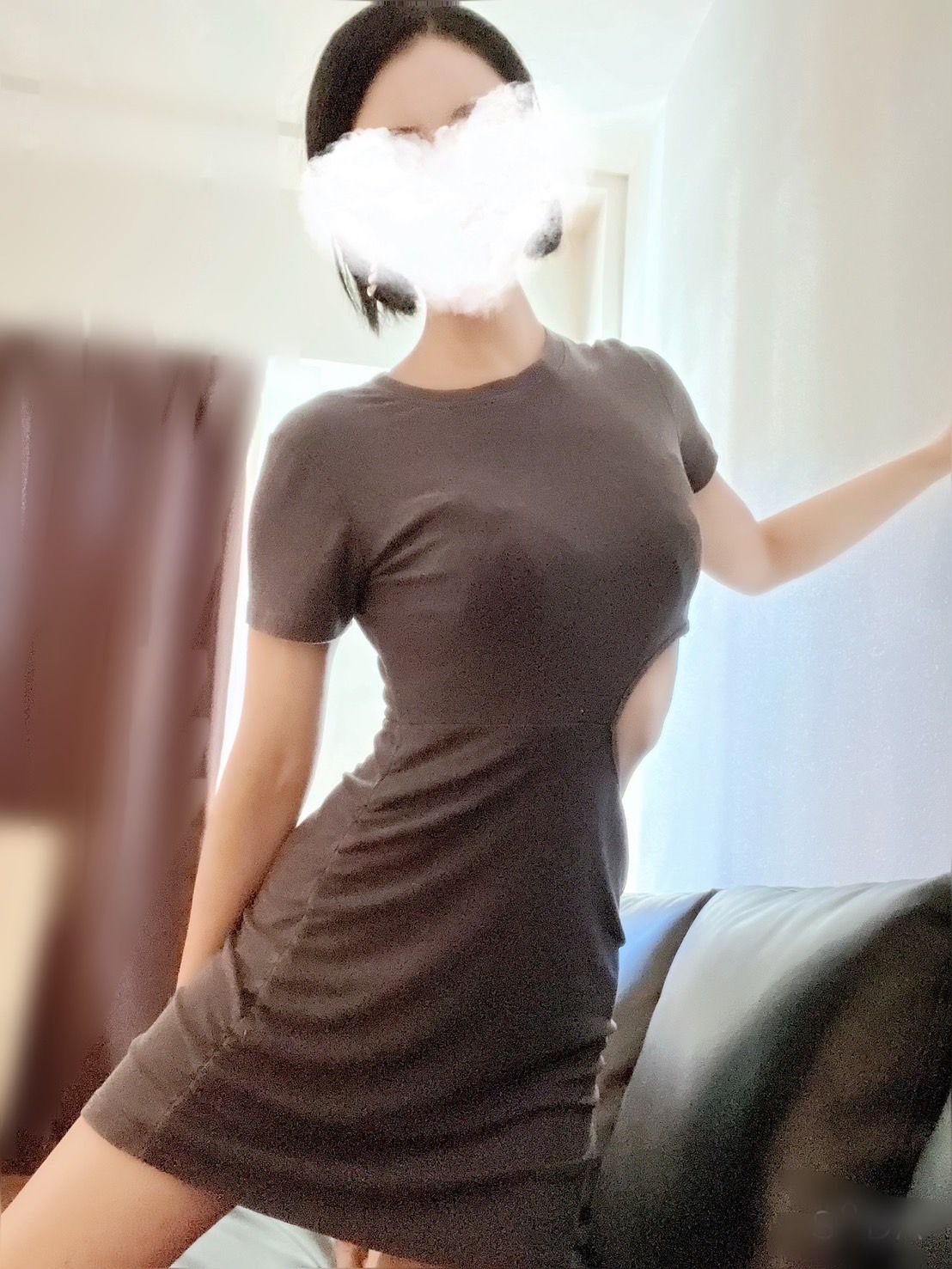 香月あまね